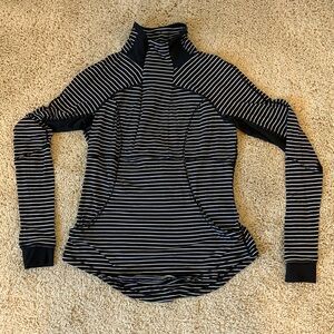 Lululemon Base Runner Half Zip size 10
